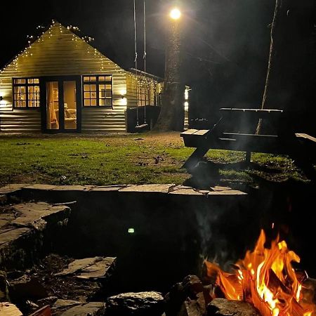 Cuckoo Cabin, Tyn Y Cwm Eglwys-Fach Luaran gambar
