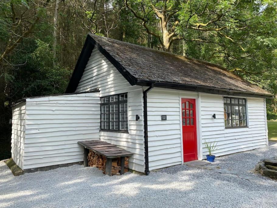 Cuckoo Cabin, Tyn Y Cwm Eglwys-Fach Luaran gambar